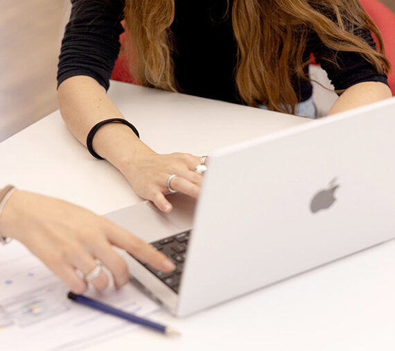 E Commerce E‑Novision 2